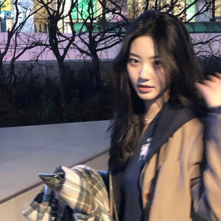 在切瑟尔海滩上